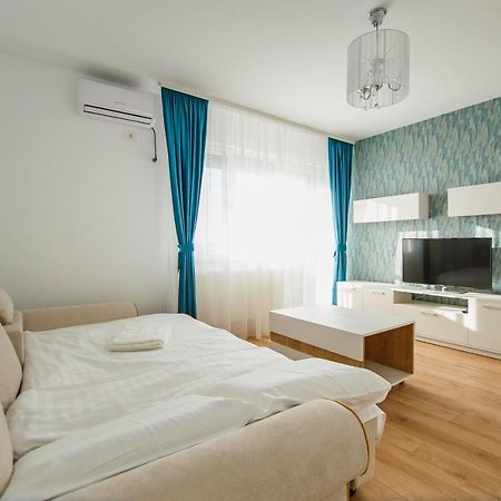 Fantastic Apartment At Prima Residence Oradea Exterior foto